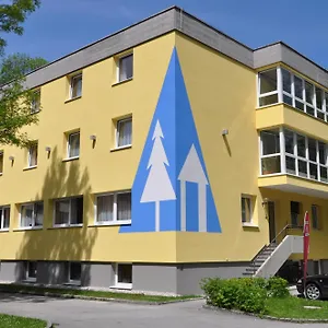 Eduard-heinrich-haus, Hostel