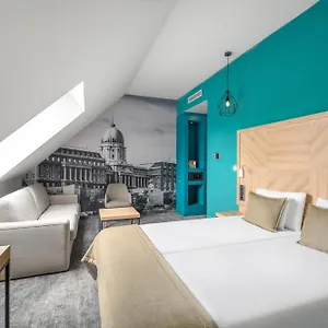 Hotel T62, Boedapest