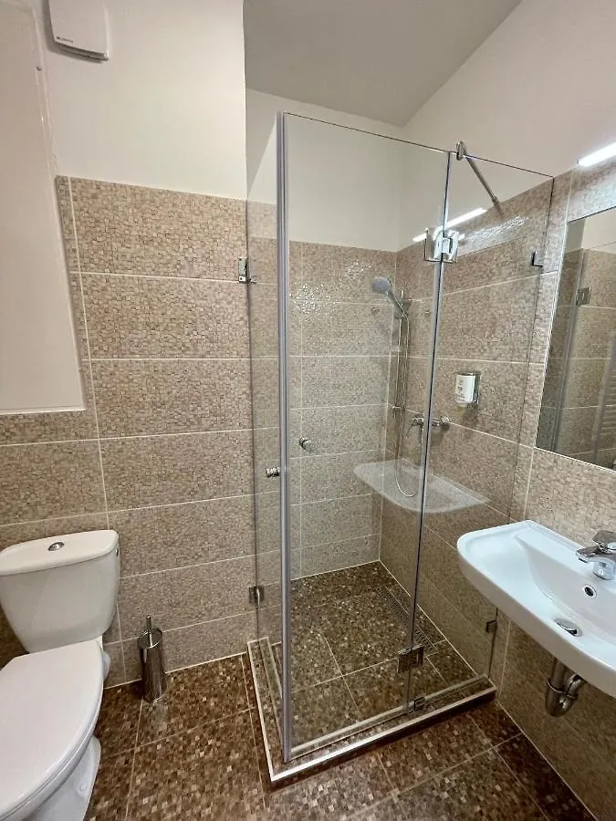 Thomas Hotel בודפשט 3*,